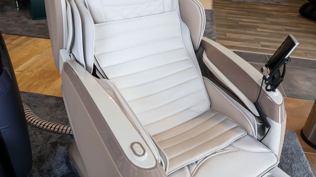 Inserție confortabilă pentru spate, dimensiune mare (78 x 47 cm)